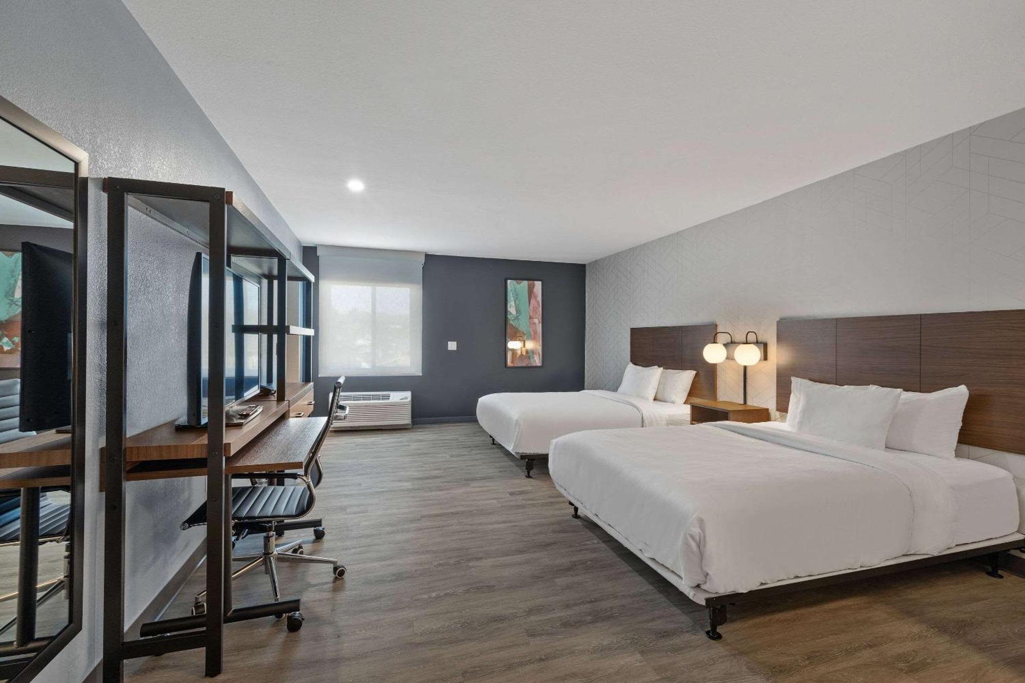 Everhome Suites Корона Экстерьер фото